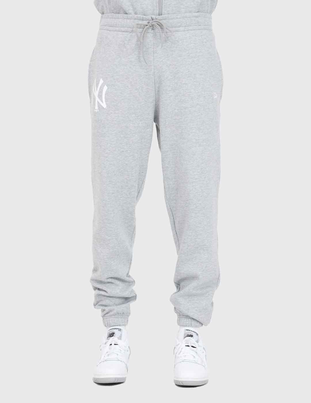 Pantalón New Era Essentials Jogger gris para hombre