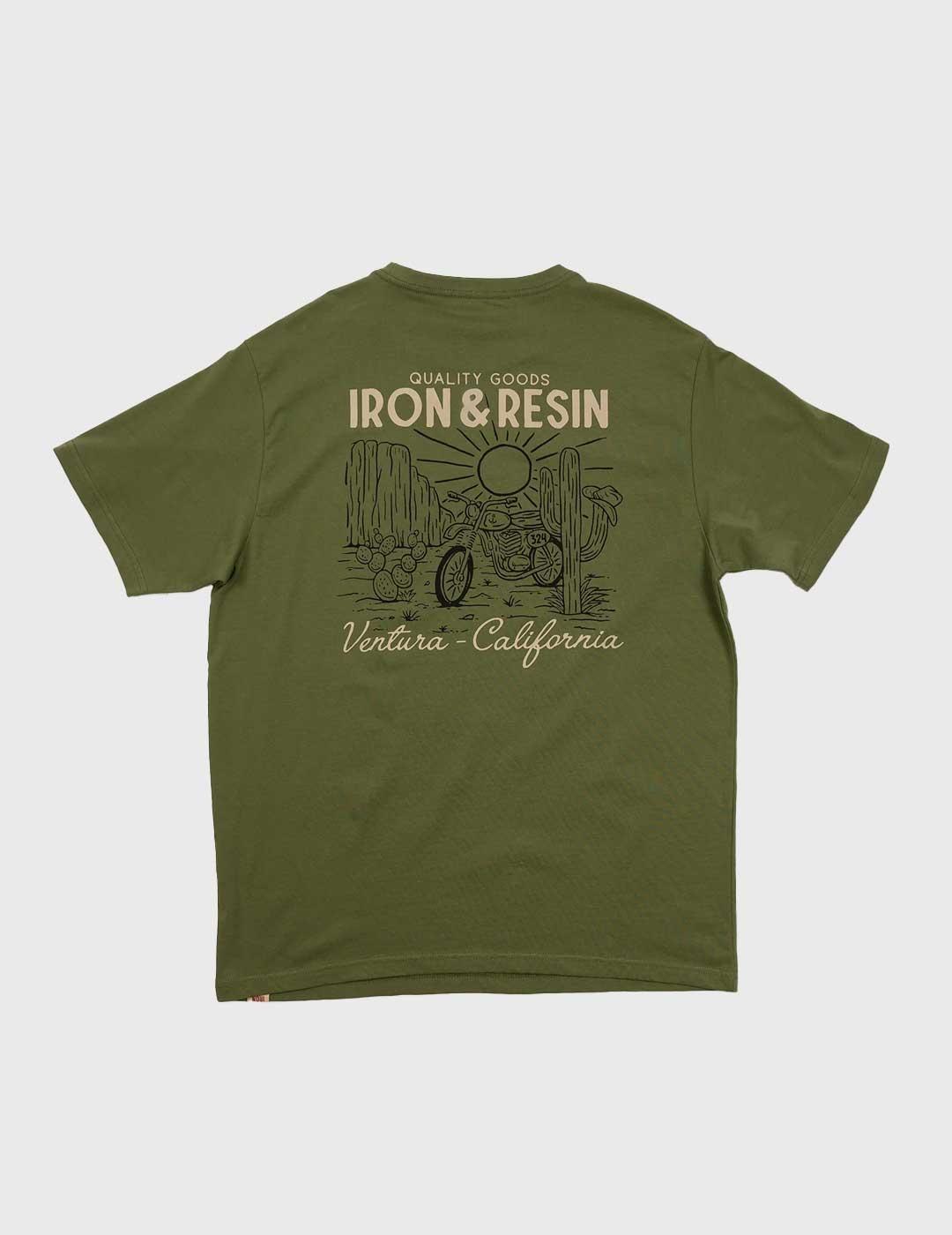 Iron And Resin Desert Of Dream Camiseta verde para hombre